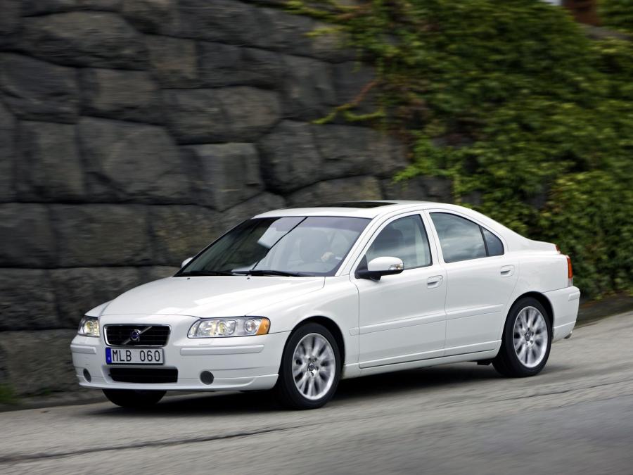  Volvo S60 T5 2008 года  (фото 9 из 11)